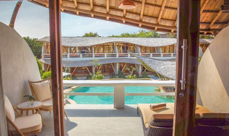 Pearl Art Room (Adult Only)