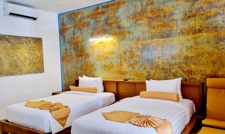 Deluxe Pool View (Adult Only)