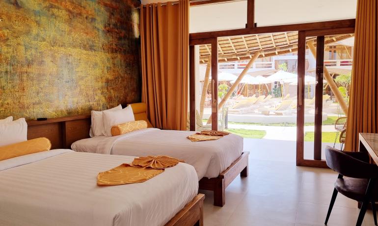 Deluxe Pool View (Adult Only)