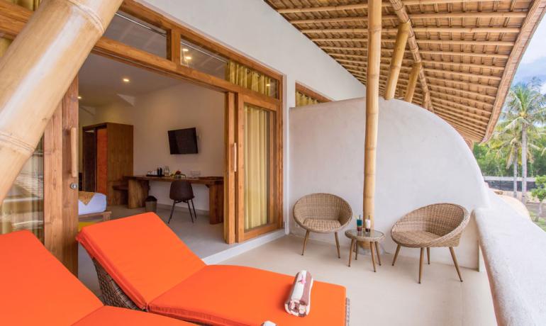 Deluxe Pool View (Adult Only)