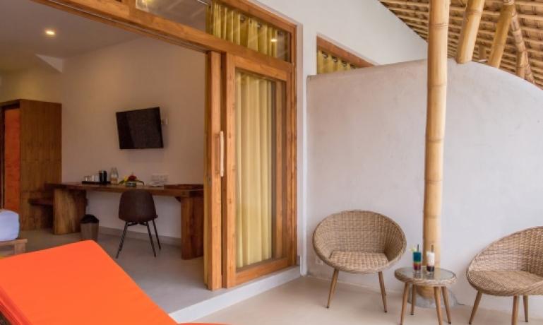 Deluxe Pool View (Adult Only)