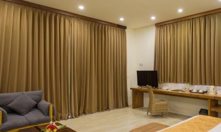 Junior Suite Room (Adult Only)